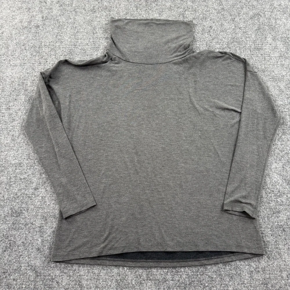 Uniqlo keywords minimalist